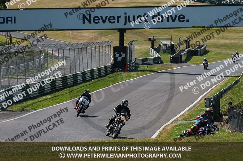 cadwell park;cadwell park photographs;cadwell trackday photographs;enduro digital images;event digital images;eventdigitalimages;peter wileman photography;racing digital images;trackday digital images;trackday photos